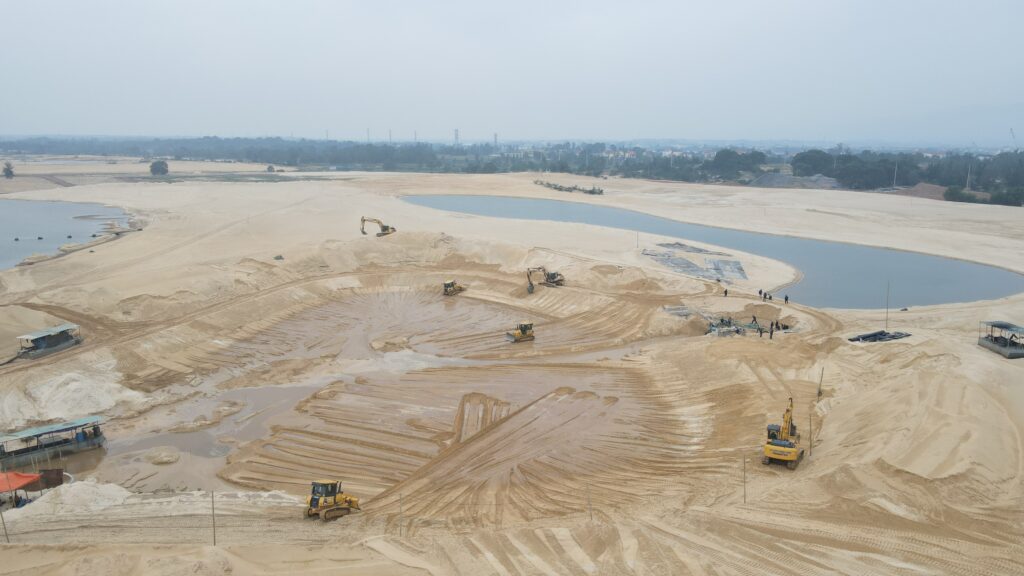 Blue Diamond Golf Links