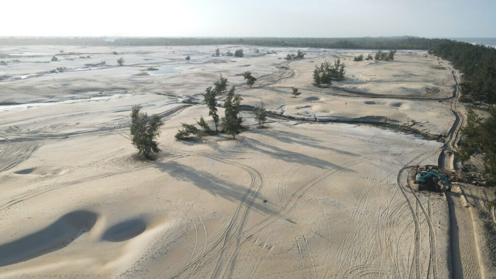 Golden Sands Golf Resort